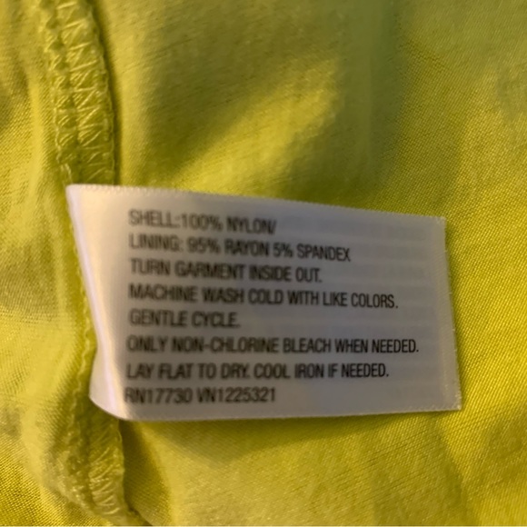 🌻 Sleeveless Top and skirt set - Picture 4 of 7